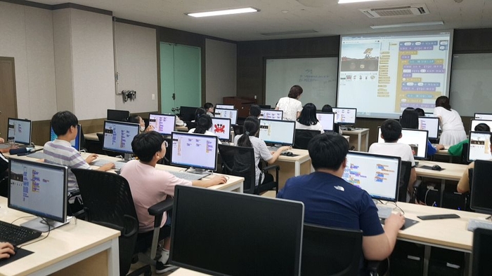 [18.08.01] 여름방학집중교육-중등로봇 이미지3