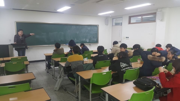 [17.11.25] 창의력산출물발표대회 이미지5